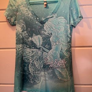 Mermaid V neck